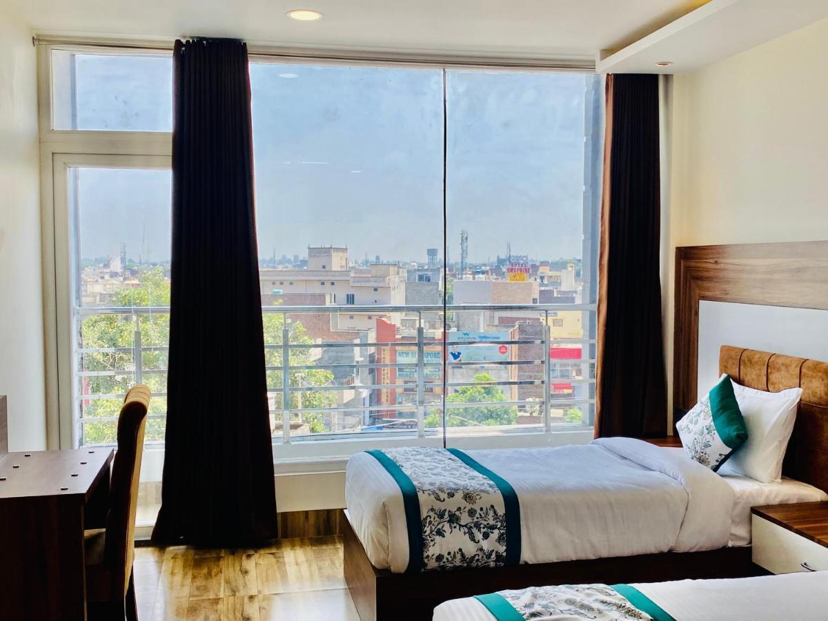 Hotel White Amritsar Exterior foto